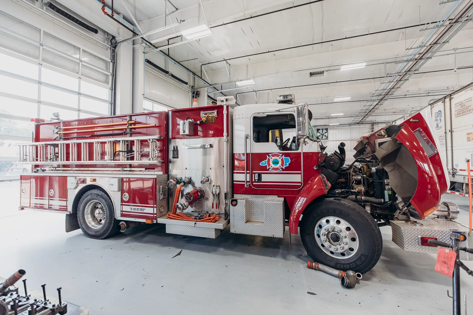 Firetruck repair service on Diesel Power Truck center