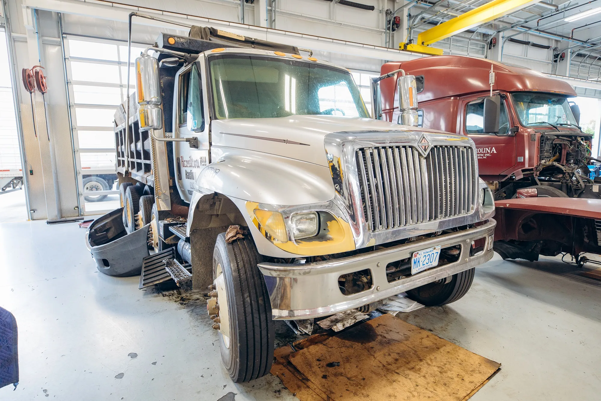 International Truck Repair Shop: Big Truck Service at Asheville, NC